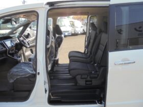 
									NISSAN Serena Highway Star V Pearl White 2022′ DXQT full								