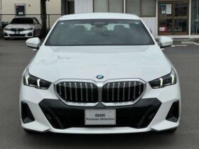 
									BMW 5 Series 523i M Sport White 2024′ KLDH full								