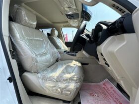 
									TOYOTA Land Cruiser Wagon 3.5 ZX 7 Passengers* Pearl White 2023′ KP4B full								