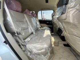 
									TOYOTA Land Cruiser Wagon 3.5 ZX 7 Passengers* Pearl White 2023′ KP4B full								