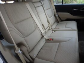 
									TOYOTA Land Cruiser Wagon 3.5 ZX 4WD Pearl White 2024′ MU29 full								