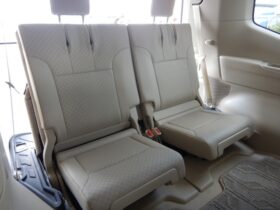 
									TOYOTA Land Cruiser Wagon 3.5 ZX 4WD Pearl White 2024′ MU29 full								