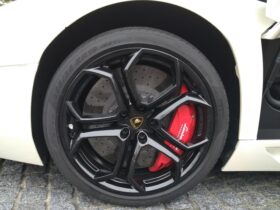 
									Lamborghini Aventador LP700-4 Pearl White 2011′ YQ44 full								
