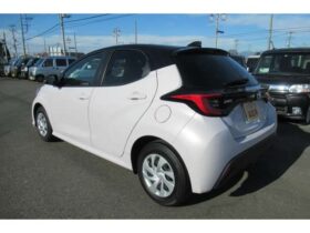 
									TOYOTA Yaris G Black/Pink 2020′ 18752 full								