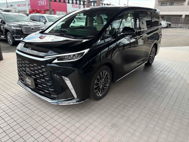 Lexus LM Version L Black 2025′ 1GIIP