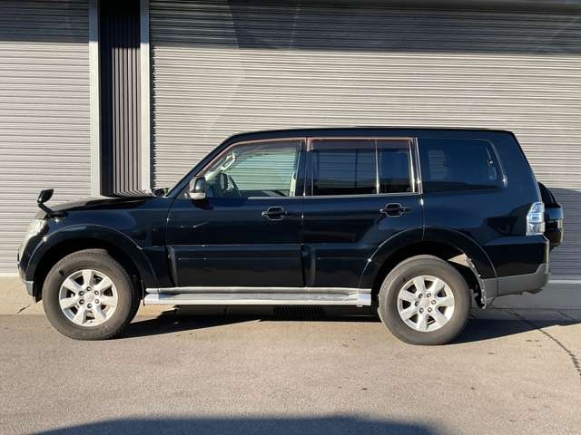 MITSUBISHI Pajero 3.0 Long Exceed 4WD Black 2009′ 1Q5P1