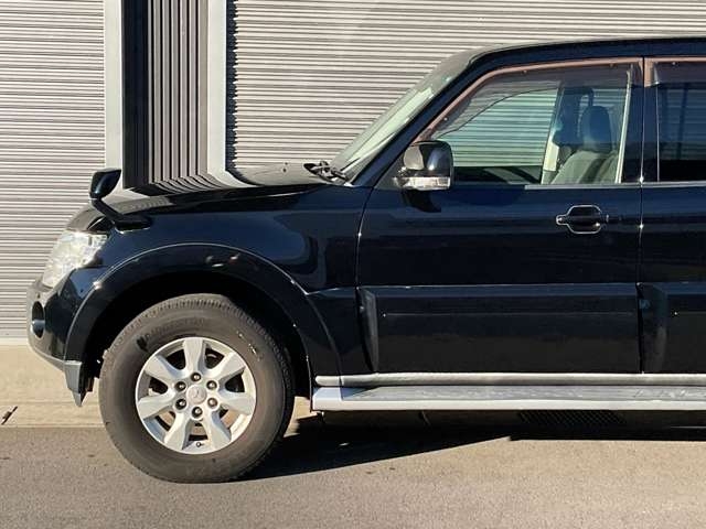 MITSUBISHI Pajero 3.0 Long Exceed 4WD Black 2009′ 1Q5P1