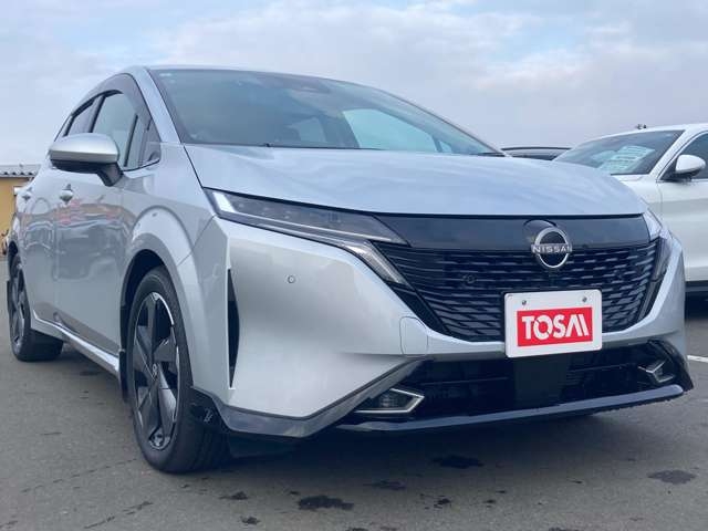 NISSAN AURA G FOUR Leather Edition Silver 2023′ 1VSA7