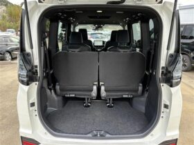 
									TOYOTA Voxy 1.8HV S-Z Pure 10.5 Navigation Pearl White 2024′ 1VVEQ full								