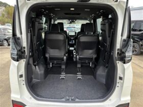 
									TOYOTA Voxy 1.8HV S-Z Pure 10.5 Navigation Pearl White 2024′ 1VVEQ full								