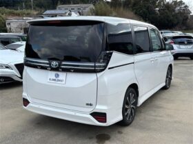 
									TOYOTA Voxy 1.8HV S-Z Pure 10.5 Navigation Pearl White 2024′ 1VVEQ full								