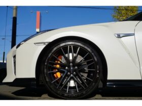 
									NISSAN GT-R Premium Edition Pearl White 2021′ 1W5PV full								