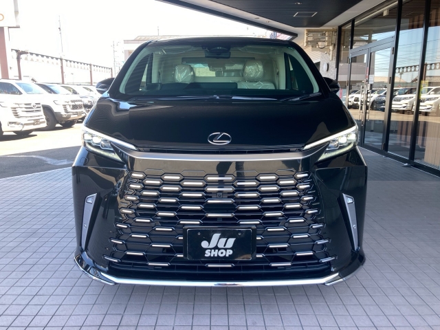 Lexus LM Executive   Unused Black 2024′ 25L96