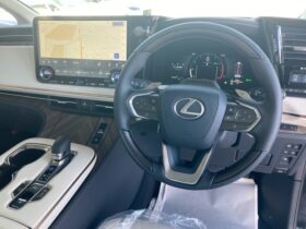 
									Lexus LM Executive   Unused Black 2024′ 25L96 full								