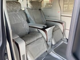 
									Lexus LM Executive   Unused Black 2024′ 25L96 full								