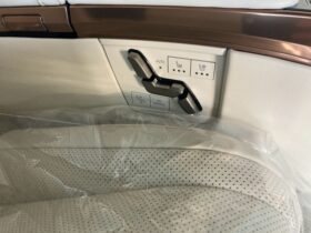 
									Lexus LM Executive   Unused Black 2024′ 25L96 full								