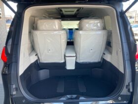 
									Lexus LM Executive   Unused Black 2024′ 25L96 full								