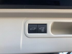 
									Lexus LM Executive   Unused Black 2024′ 25L96 full								