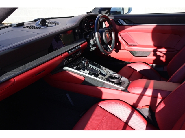 Porsche 911 Carrera S White 2020′ 2BDKJ