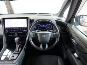 
									TOYOTA Alphard Z Black 2024′ 2ET01 full								