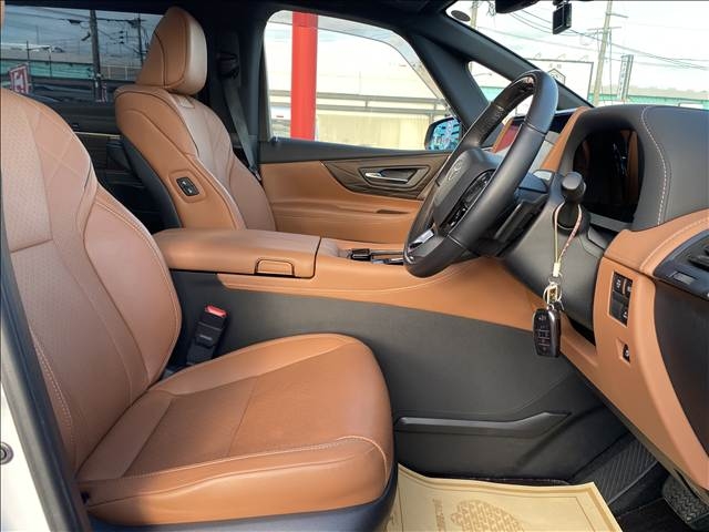 TOYOTA Vellfire Executive Lounge Pearl White 2024′ 2F5EY