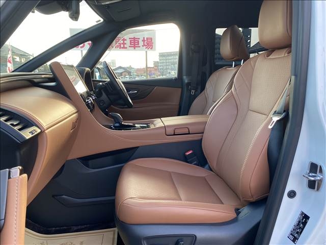 TOYOTA Vellfire Executive Lounge Pearl White 2024′ 2F5EY