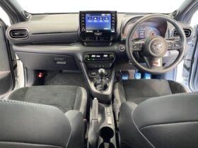 
									TOYOTA Yaris RZ High Performance Pearl White 2024′ 2HABU full								