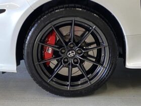 
									TOYOTA Yaris RZ High Performance Pearl White 2024′ 2HABU full								