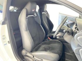 
									TOYOTA Yaris RZ High Performance Pearl White 2024′ 2HABU full								