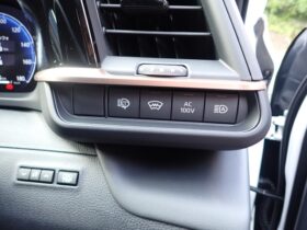 
									TOYOTA Crown Sport Z Pearl White 2024′ 2J3GP full								