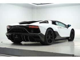 
									Lamborghini Aventador LP780-4 Ultimate White 2022′ 2NDQY full								