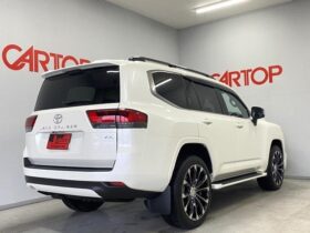
									TOYOTA Land Cruiser Wagon VX Pearl White 2024′ 2PVQV full								