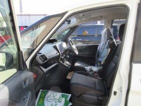
									NISSAN Serena Highway Star V Pearl White 2019′ 2YFRG full								
