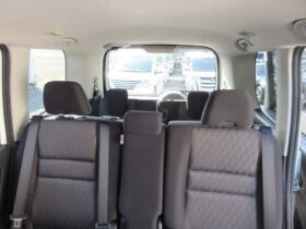 
									NISSAN Serena Highway Star V Pearl White 2019′ 2YFRG full								