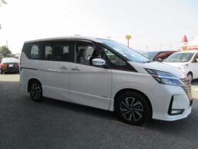 
									NISSAN Serena Highway Star V Pearl White 2019′ 2YFRG full								