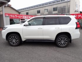 
									TOYOTA Land Cruiser Prado TX L Package Sunroof 7 Seater Pearl White 2021′ 3LO9N full								