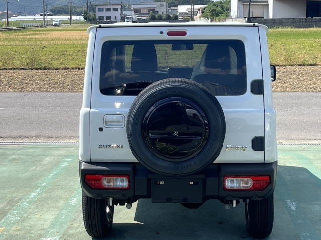 SUZUKI Jimny XC Pearl White 2025′ 3LOBU