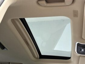 
									TOYOTA Land Cruiser Wagon ZX Pearl White 2024′ 3M0EQ full								