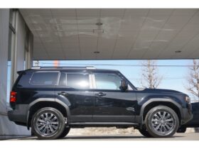 
									TOYOTA Land Cruiser Wagon ZX Cold Weather Specification JBL Audio Black 2024′ 3MBD4 full								