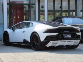 
									Lamborghini Huracan EVO White 2021′ 3NTEV full								