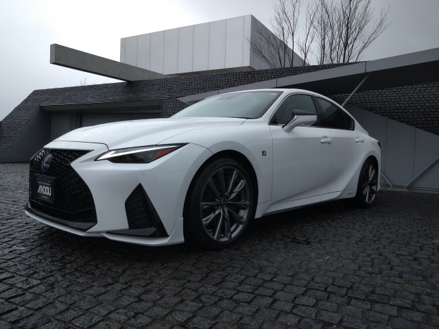 Lexus IS F Sports Pearl White 2021′ 3NTN3