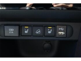 
									TOYOTA Yaris Cross Z Pearl White 2021′ 3QAL7 full								