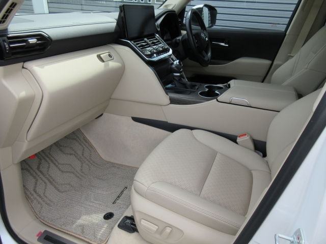 TOYOTA Land Cruiser Wagon ZX Pearl White 2022′ 3U8ZH