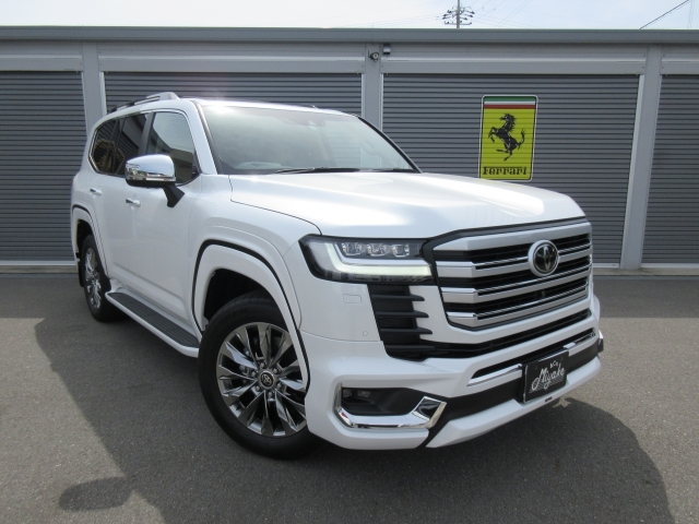 TOYOTA Land Cruiser Wagon ZX Pearl White 2022′ 3U8ZH