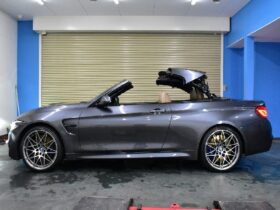 
									BMW M4 Competition Gray 2018′ 3UL0G full								