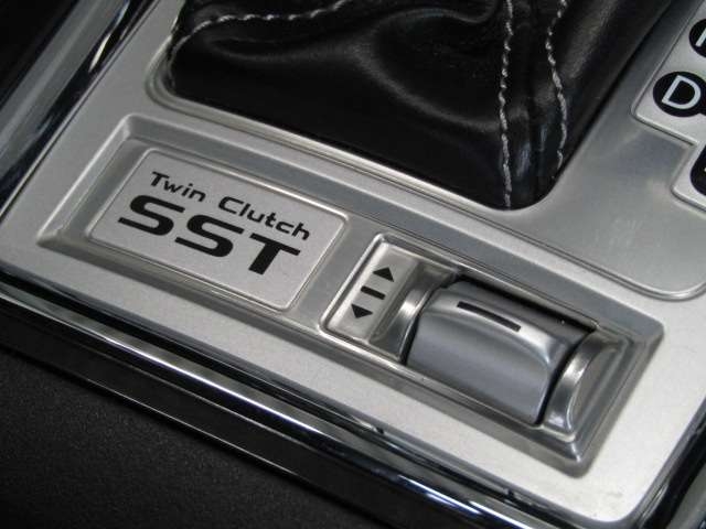 MITSUBISHI Lancer GSR Evolution 10 Black 2010′ 3YRRI