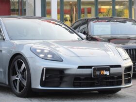 
									Porsche Panamera Base Grade Silver 2024′ 40OF0 full								
