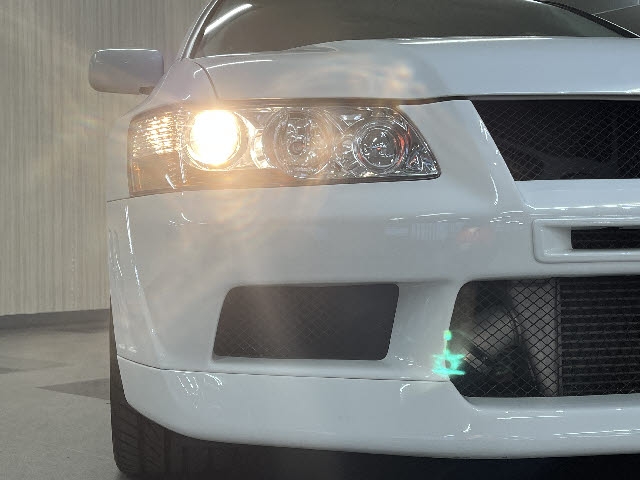 MITSUBISHI Lancer GSR Evolution VII White 2001′ 49KRR