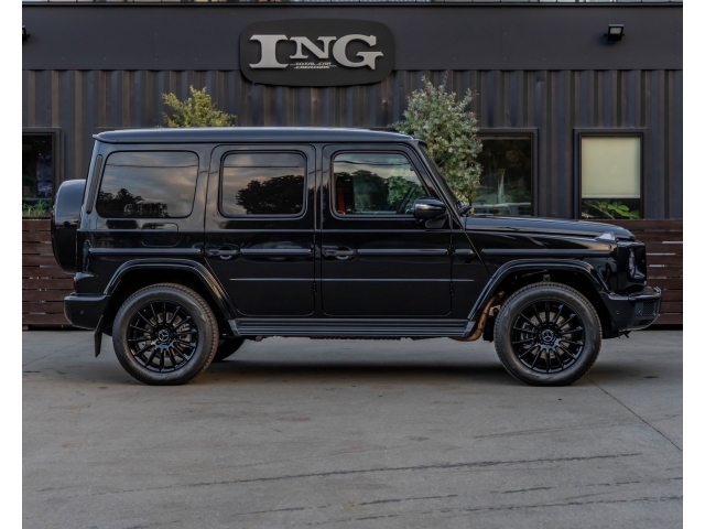 Mercedes-Benz G Class G400d Black 2024′ 4E6GC