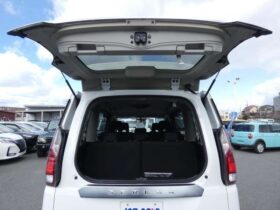 
									NISSAN Serena XV Pearl White 2022′ 4MCMN full								